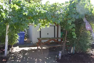 641 SE 148th Ave, Portland, OR 97233 - Photo 24