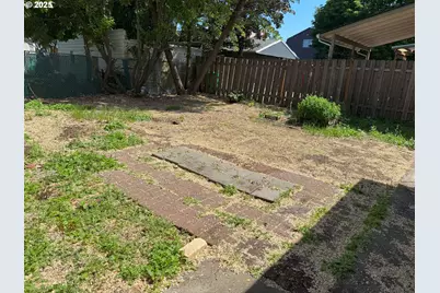 8305 SE Rhone St, Portland, OR 97266 - Photo 20