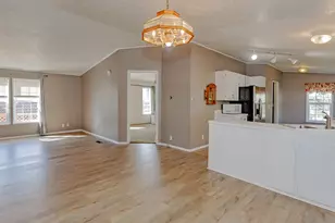 1819 SE Orient Dr, Gresham, OR 97080 - Photo 18