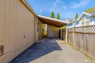 1819 SE Orient Dr, Gresham, OR 97080 - Photo 2