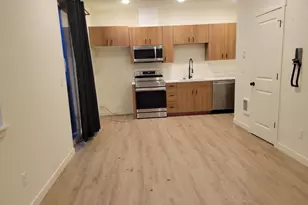 12088 SE Pine St, Portland, OR 97216 - Photo 6