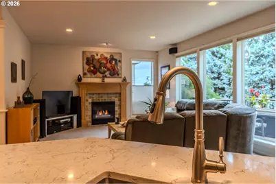 8354 SW 187th Ave, Beaverton, OR 97007 - Photo 10