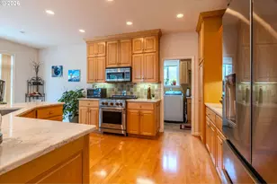 8354 SW 187th Ave, Beaverton, OR 97007 - Photo 6