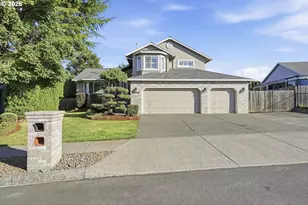 2704 SW Giese Loop, Gresham, OR 97080 - Photo 2