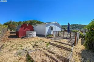 520 Shadow Ranch, Roseburg, OR 97470 - Photo 6