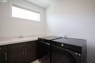 7353 NW Oakfern Dr, Portland, OR 97229 - Photo 38