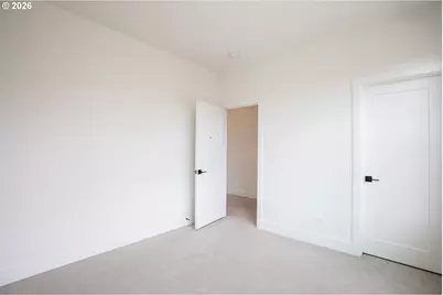 7353 NW Oakfern Dr, Portland, OR 97229 - Photo 34
