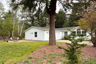 1157 8th St, Bandon, OR 97411 - Photo 4