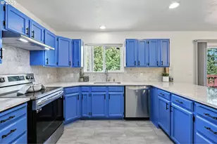 75137 Alder Ln, Rainier, OR 97048 - Photo 14