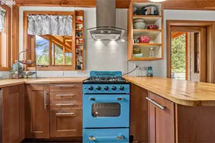 4975 Heceta Beach Rd, Florence, OR 97439 - Photo 16