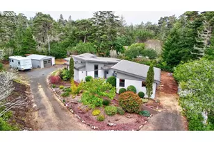 4975 Heceta Beach Rd, Florence, OR 97439 - Photo 6