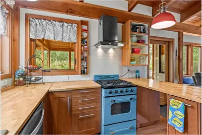 4975 Heceta Beach Rd, Florence, OR 97439 - Photo 14