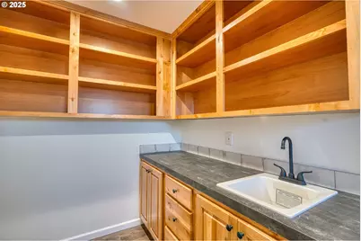 959 High Prairie Rd, Lyle, WA 98635 - Photo 34