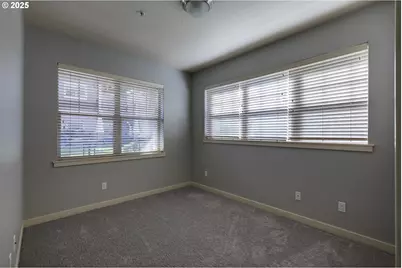 654 NE Garswood Ln, Hillsboro, OR 97006 - Photo 12