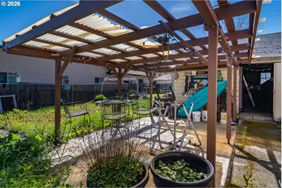 597 SE Ramp St, Roseburg, OR 97470 - Photo 20