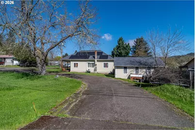 597 SE Ramp St, Roseburg, OR 97470 - Photo 8