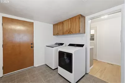 2050 Garfield St, Eugene, OR 97405 - Photo 22