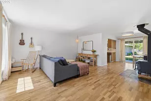 2050 Garfield St, Eugene, OR 97405 - Photo 6