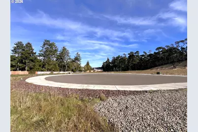 1080 Park Pl, Coos Bay, OR 97420 - Photo 16