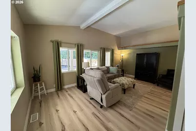 4837 Seapine Dr, Florence, OR 97439 - Photo 2