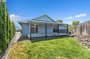 122 Lilly Ct, Sutherlin, OR 97479 - Photo 34