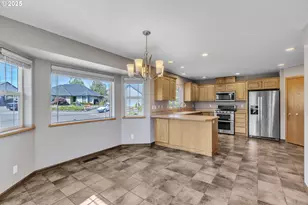 122 Lilly Ct, Sutherlin, OR 97479 - Photo 18