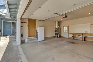 122 Lilly Ct, Sutherlin, OR 97479 - Photo 30