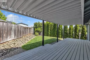 122 Lilly Ct, Sutherlin, OR 97479 - Photo 32