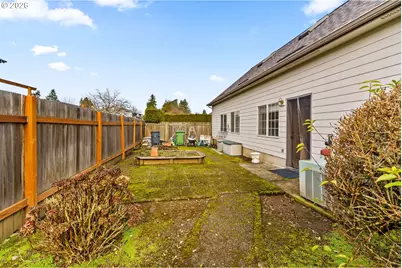 514 Warrington Ave, Eugene, OR 97404 - Photo 36