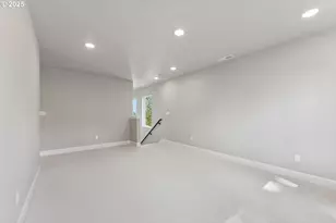 22987 Bland Cir, West Linn, OR 97068 - Photo 20