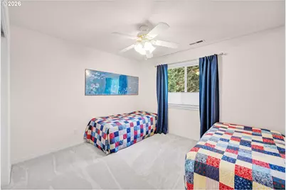 2530 Beacon Hill Dr, West Linn, OR 97068 - Photo 36