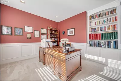 2530 Beacon Hill Dr, West Linn, OR 97068 - Photo 26