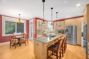 2530 Beacon Hill Dr, West Linn, OR 97068 - Photo 14