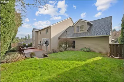 2530 Beacon Hill Dr, West Linn, OR 97068 - Photo 46