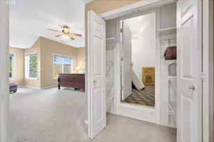 2530 Beacon Hill Dr, West Linn, OR 97068 - Photo 28