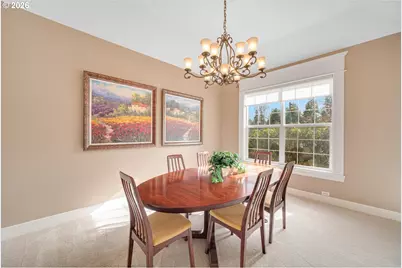 2530 Beacon Hill Dr, West Linn, OR 97068 - Photo 10