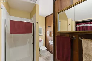 1072 Elrod Ave, Coos Bay, OR 97420 - Photo 12