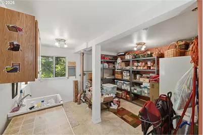 1072 Elrod Ave, Coos Bay, OR 97420 - Photo 32