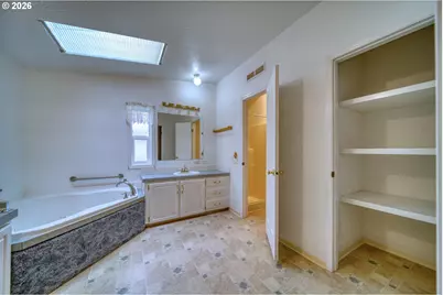 51469 SE Westlake Dr, Scappoose, OR 97056 - Photo 26