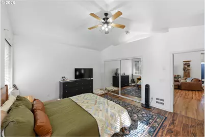 1120 Lakeshore Dr, Coos Bay, OR 97420 - Photo 22