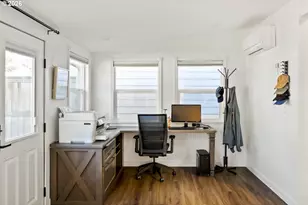 206 NE 80th Ave, Portland, OR 97213 - Photo 28