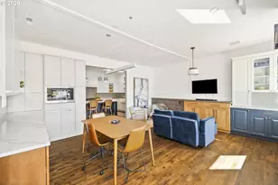 206 NE 80th Ave, Portland, OR 97213 - Photo 8