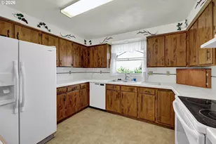 1425 Taney St, Eugene, OR 97402 - Photo 12