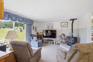 9250 Bewley Creek Rd, Tillamook, OR 97141 - Photo 12