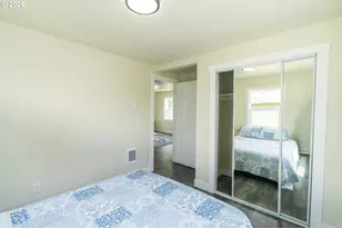 1925 NE Liberty St, Salem, OR 97301 - Photo 6