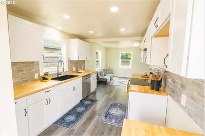 1925 NE Liberty St, Salem, OR 97301 - Photo 10