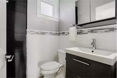 2606 S Water Ave, Portland, OR 97201 - Photo 16