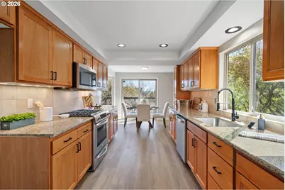 11830 SE Hobart Ct, Happy Valley, OR 97086 - Photo 12