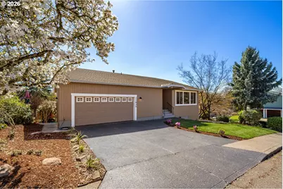 11830 SE Hobart Ct, Happy Valley, OR 97086 - Photo 2