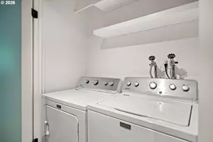 4360 SW Dickinson St, Portland, OR 97219 - Photo 16